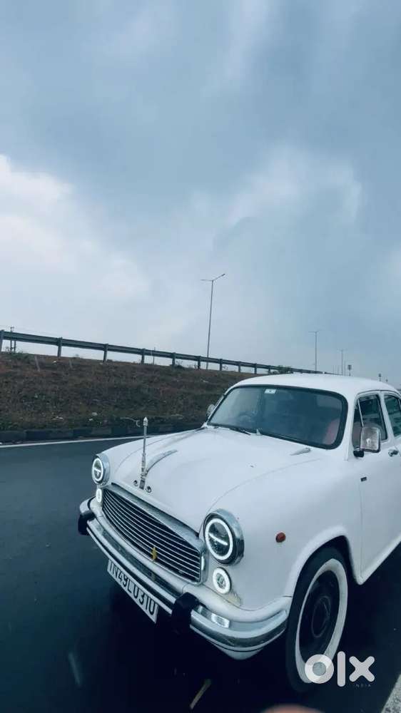 Ambassador Ambassador 2004 Diesel 90 Km Driven