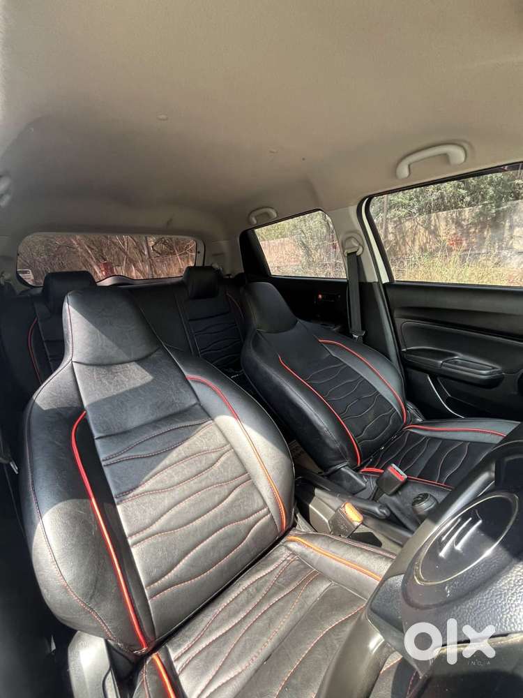 Maruti Suzuki Swift Lxi Optional-o, 2023, Petrol