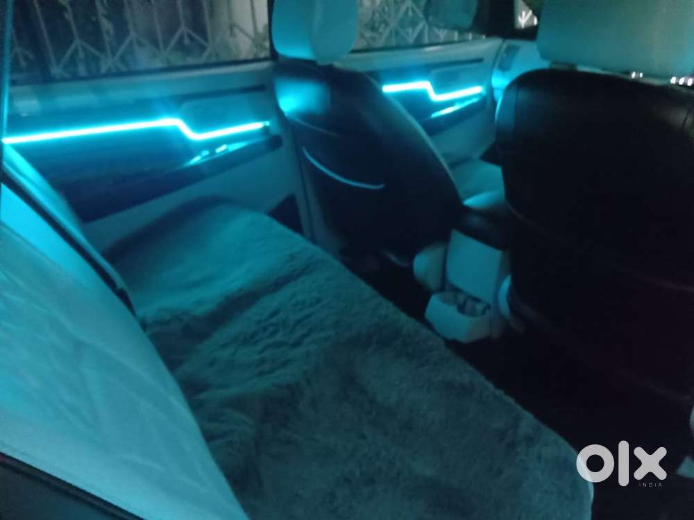 Toyota Innova 2.5 Vx 8 Seater Bs Iv, 2011, Diesel