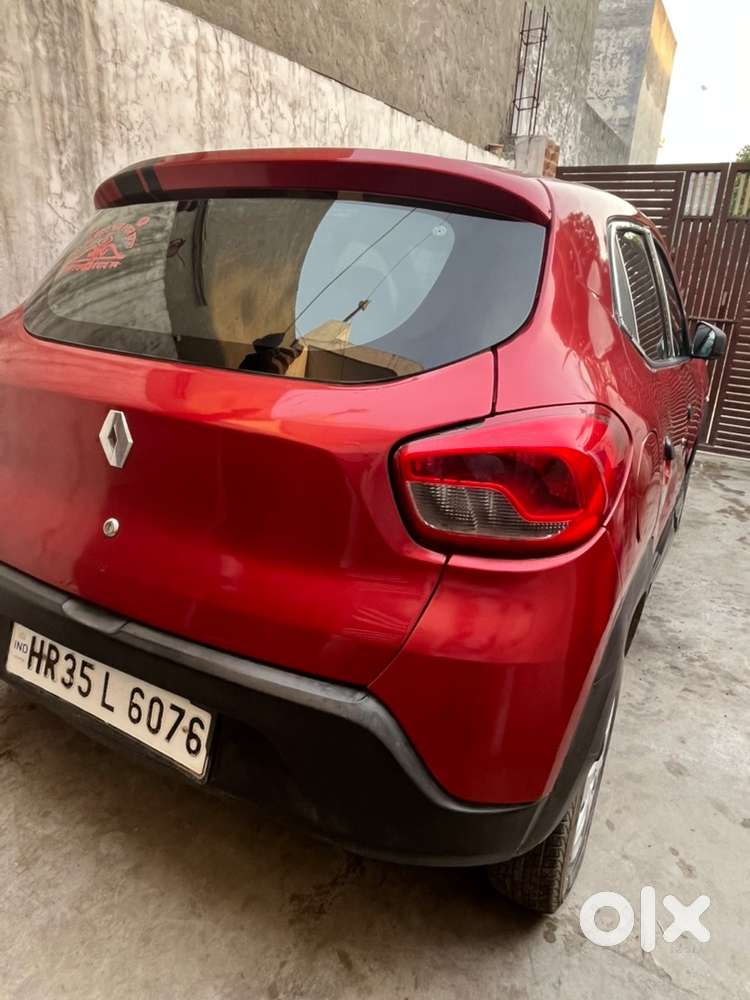 Renault Car Petrol 2016