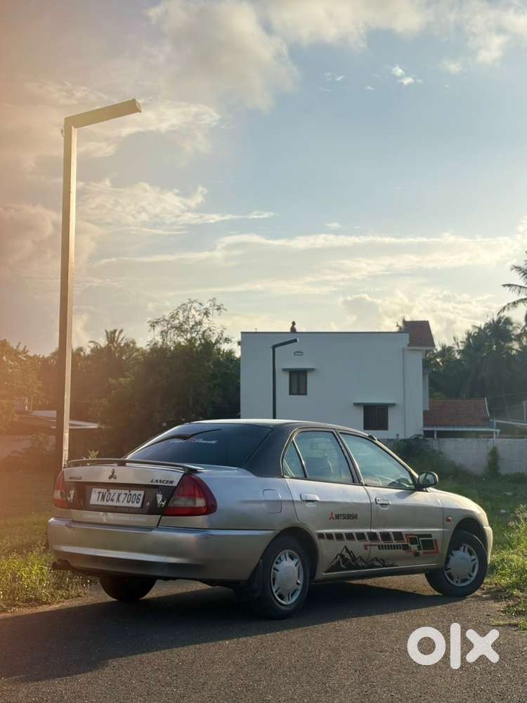 Mitsubishi Lancer 1.5 Glxi 2002