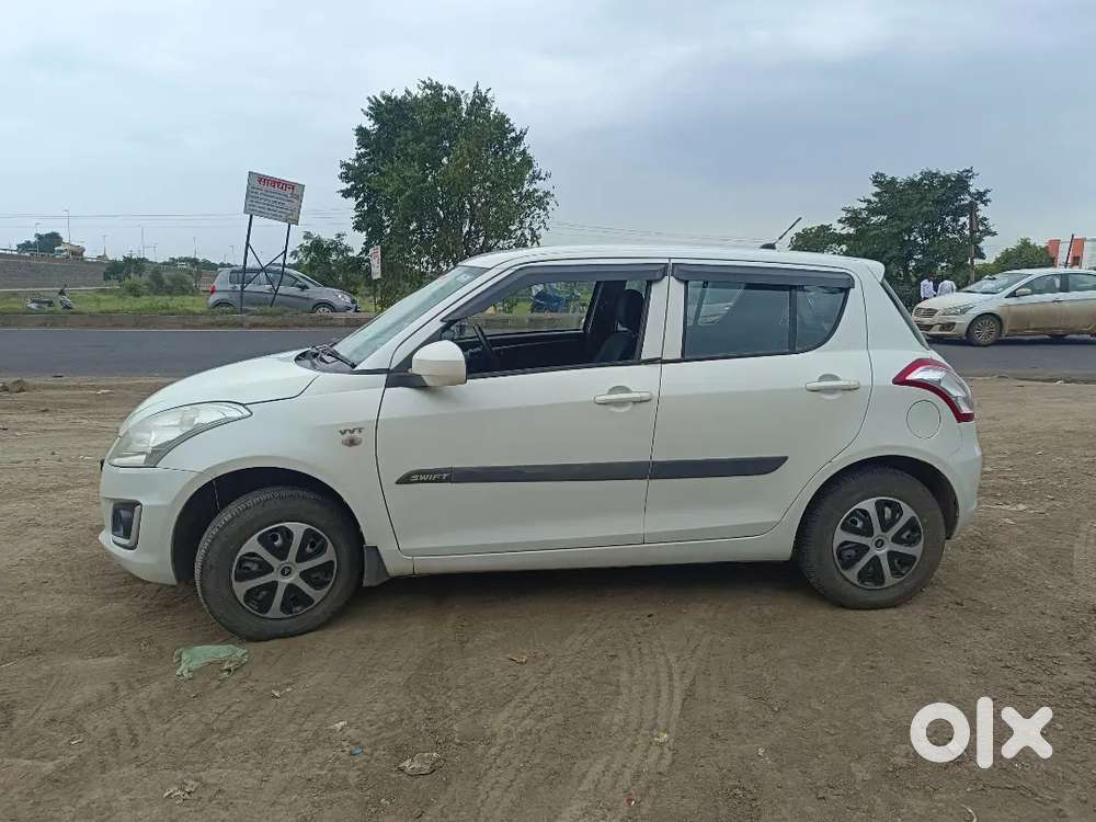Maruti Suzuki Swift Pure Petrol 2015
