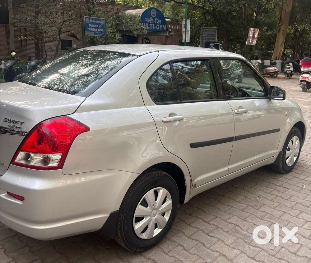 Maruti Suzuki Swift Dzire Vxi Optional, 2011, Petrol