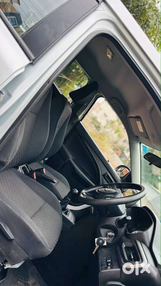 Maruti Suzuki Brezza, 2023, Petrol