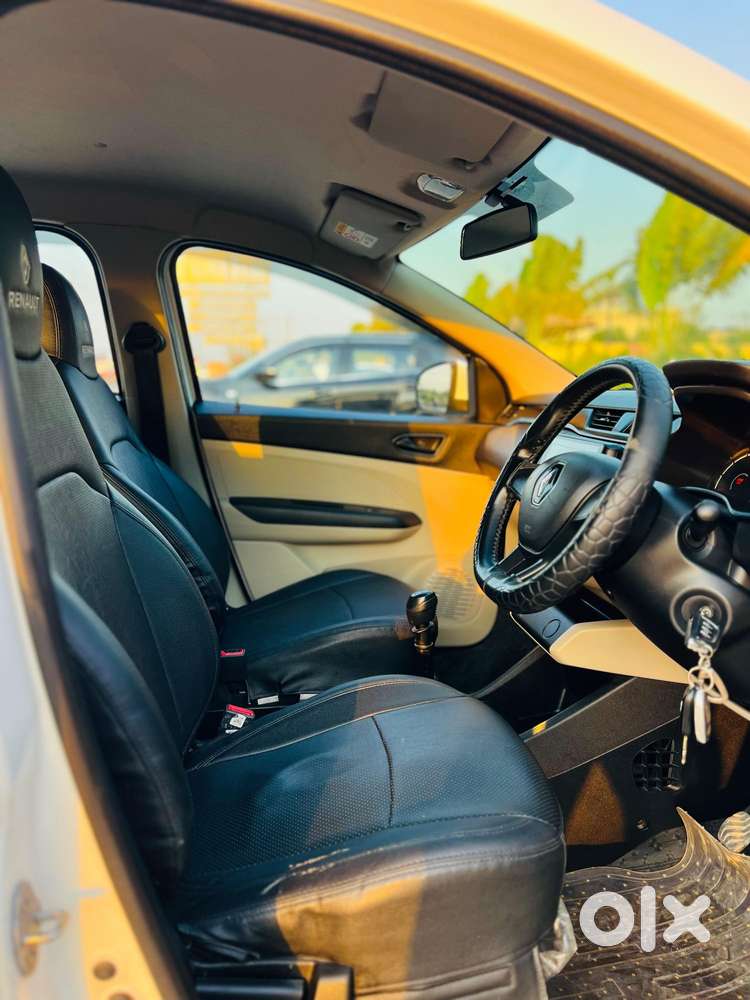 Renault Triber 1.0 Rxe, 2022, Petrol