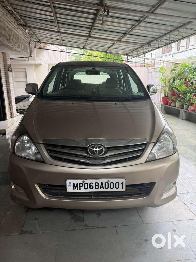 Toyota Innova 2.5 2010