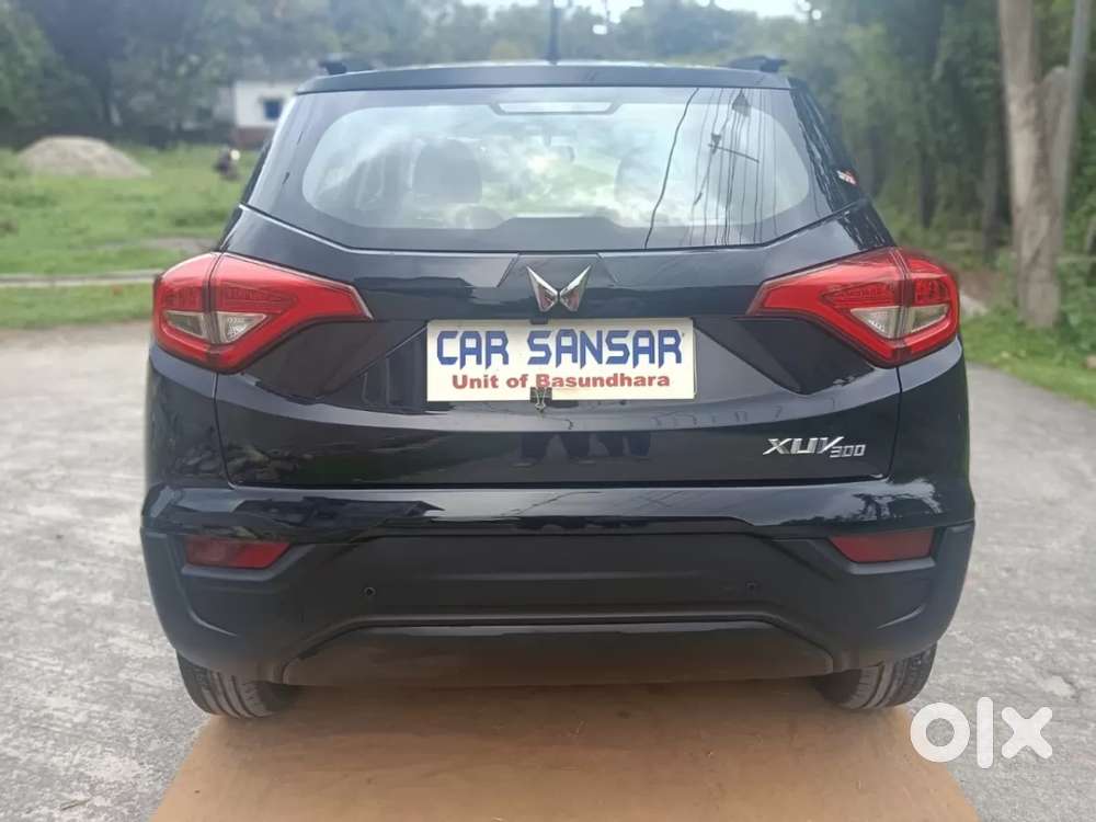 Mahindra Xuv300 W6, 2024, Petrol