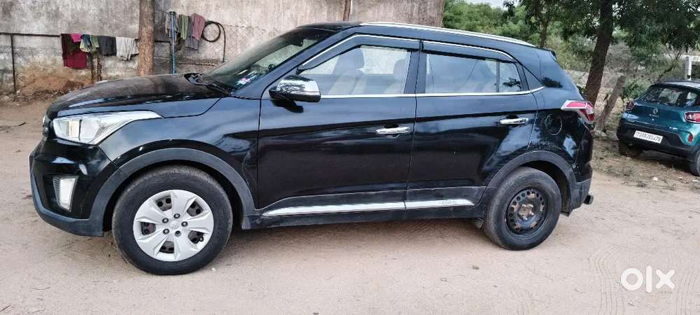 Hyundai Creta 2017 Diesel 900000 Km Driven