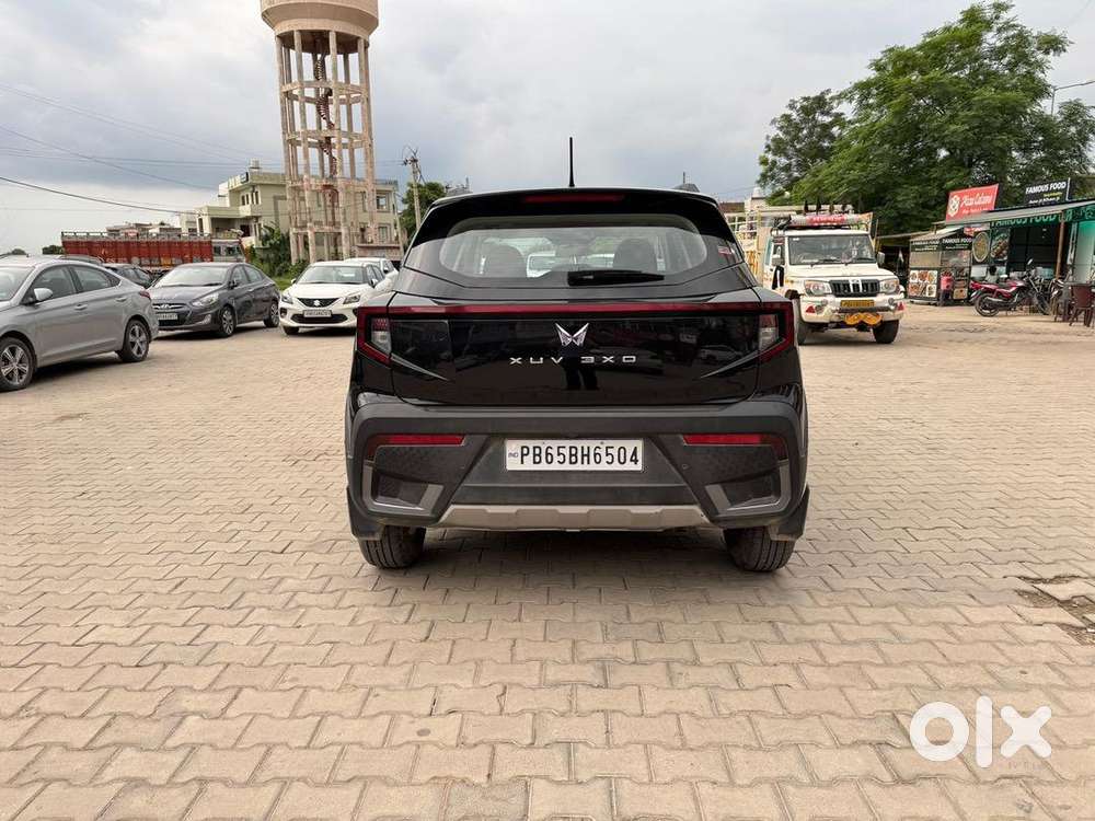 Mahindra Xuv 3xo 2024 Diesel 33000 Km Driven