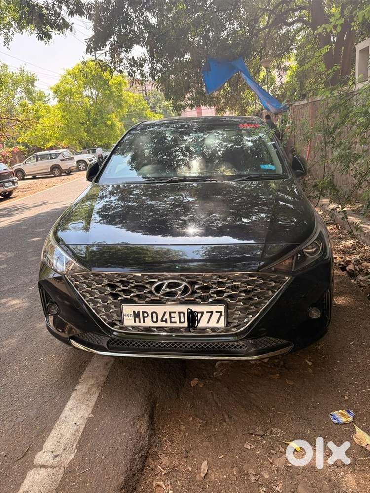 Hyundai Verna 2022 Diesel 39842 Km Driven