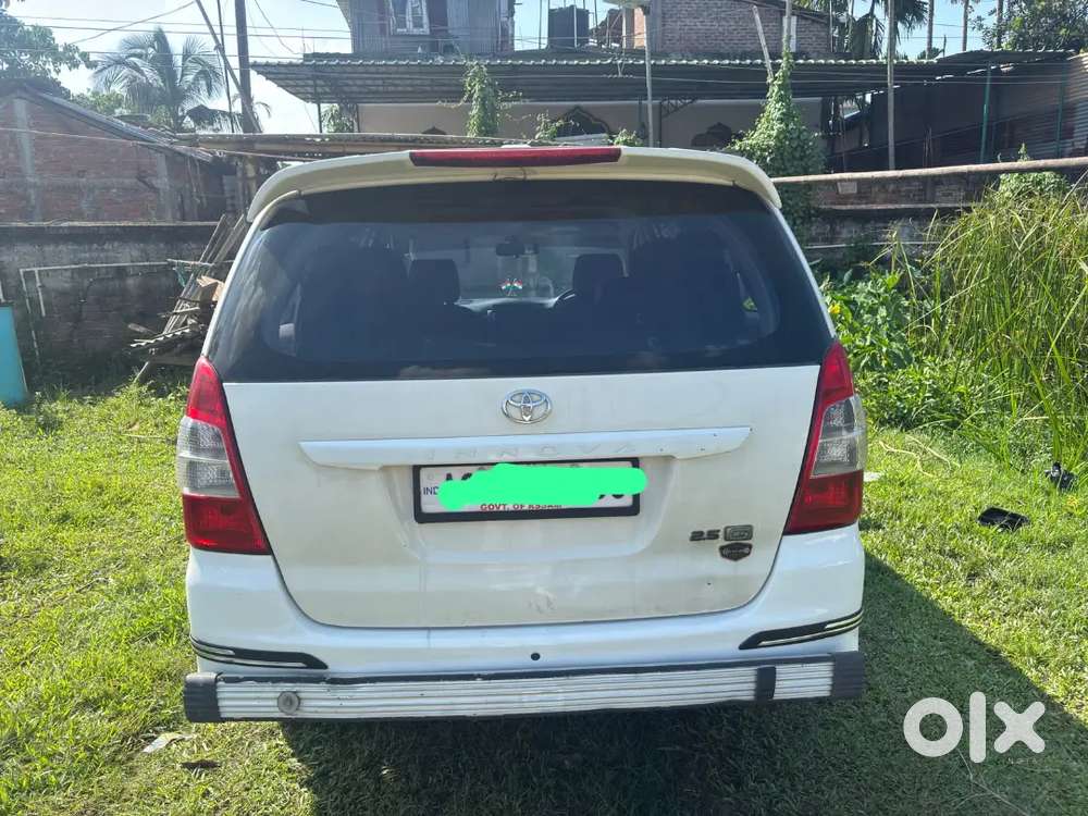 Toyota Innova 2015 Diesel 151000 Km Driven