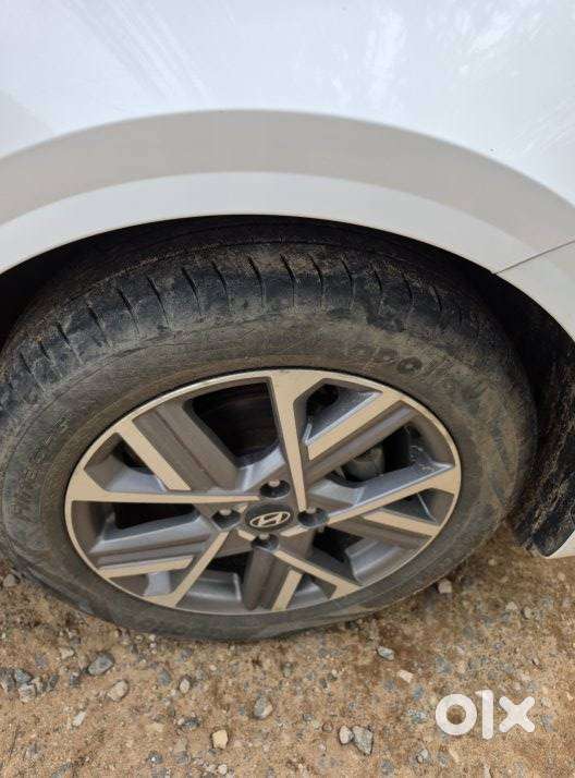 Hyundai Verna 1.5 Sx Petrol Mt, 2023, Petrol