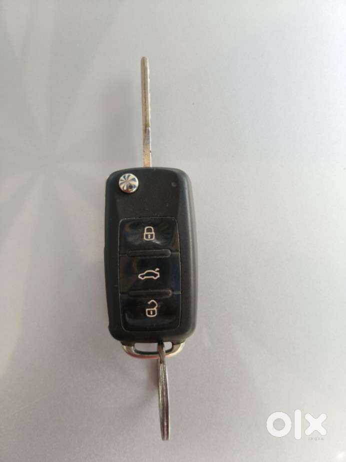 Volkswagen Polo Petrol Highline 1.2l, 2013, Petrol