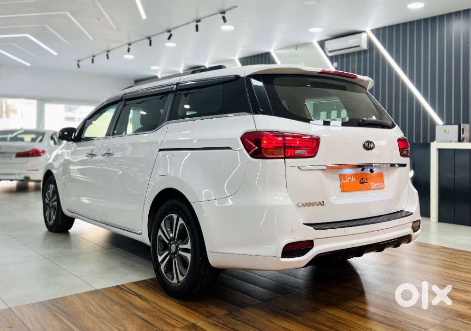Kia Carnival Premium, 2021