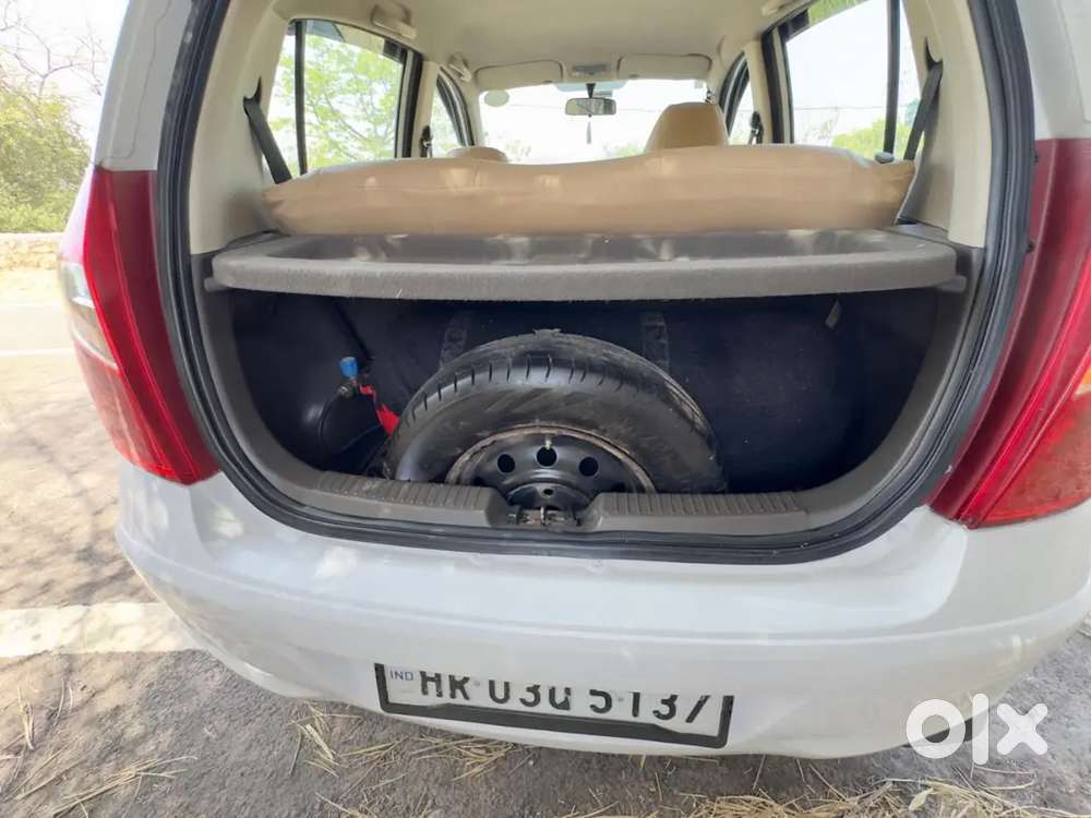 Hyundai I10 2013 Petrol 56000 Km Driven And Cng