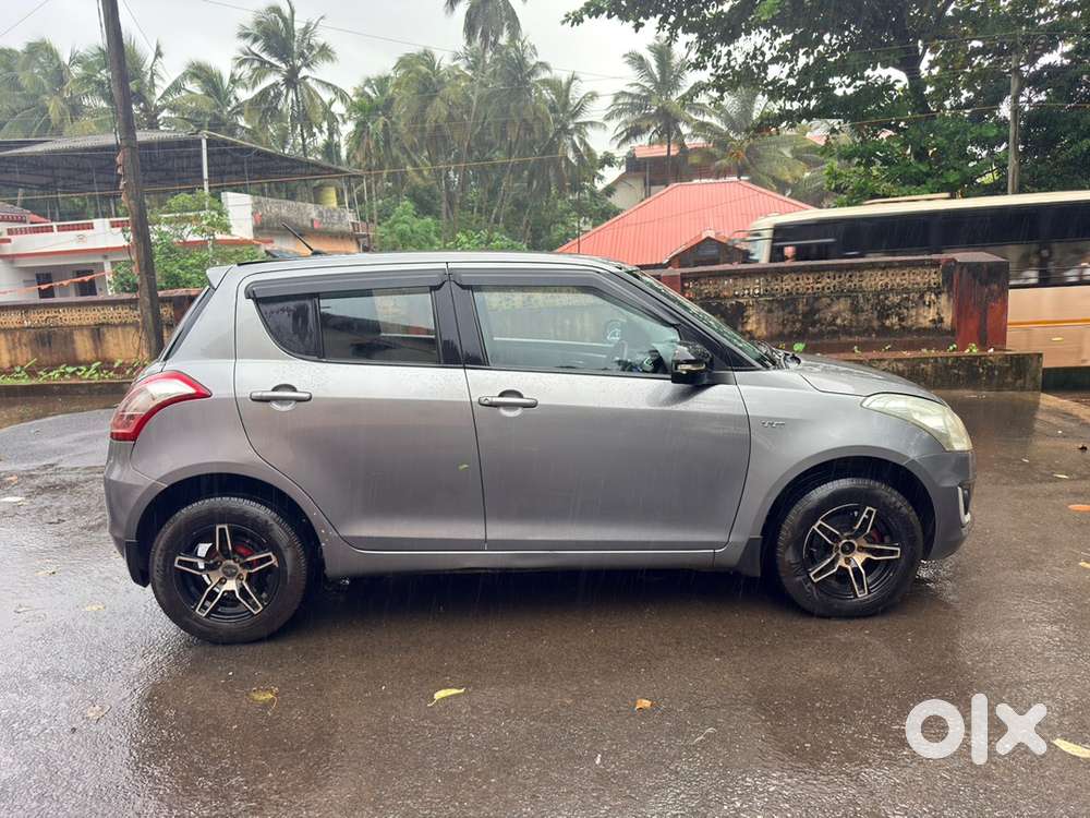 Maruti Suzuki Swift 2013 Petrol Manual