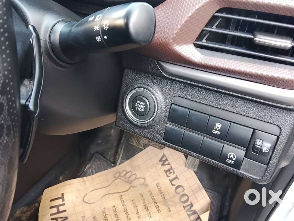 Maruti Suzuki Brezza 1.5 Zxi Smart Hybrid, 2022, Petrol