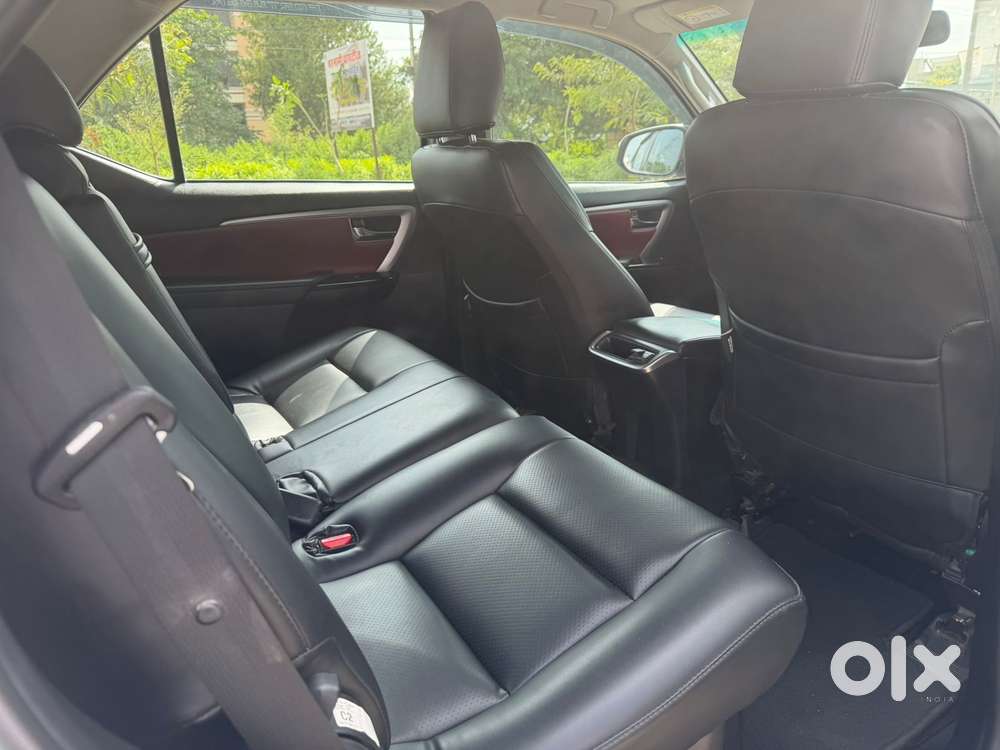 Toyota Fortuner Legender 4x2 At 2.8, 2024, Diesel