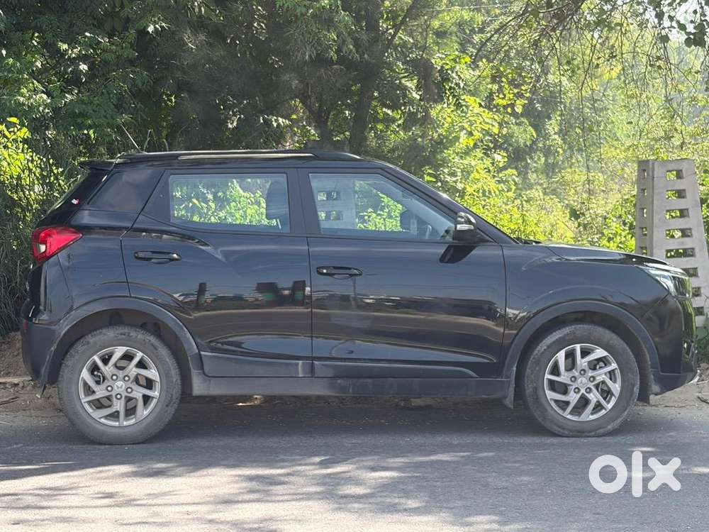 Mahindra Xuv300 2023 Petrol 22000 Km Driven