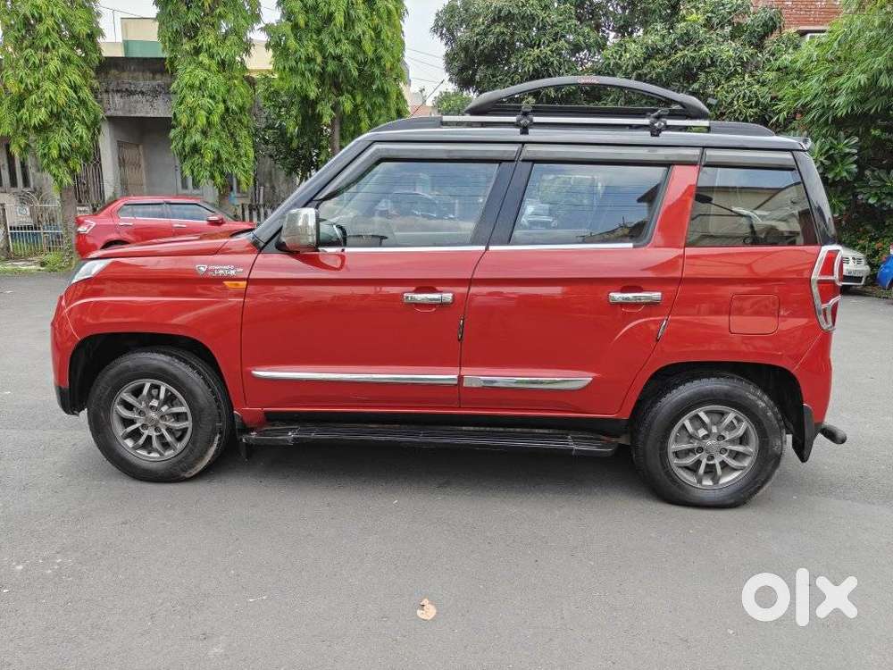 Mahindra Tuv 300 T10 Opt Dual Tone, 2019, Diesel