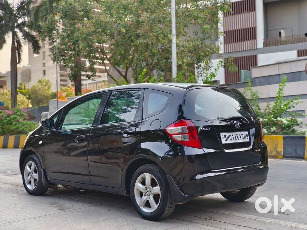 Honda Jazz V Mt Privilege, 2010, Petrol