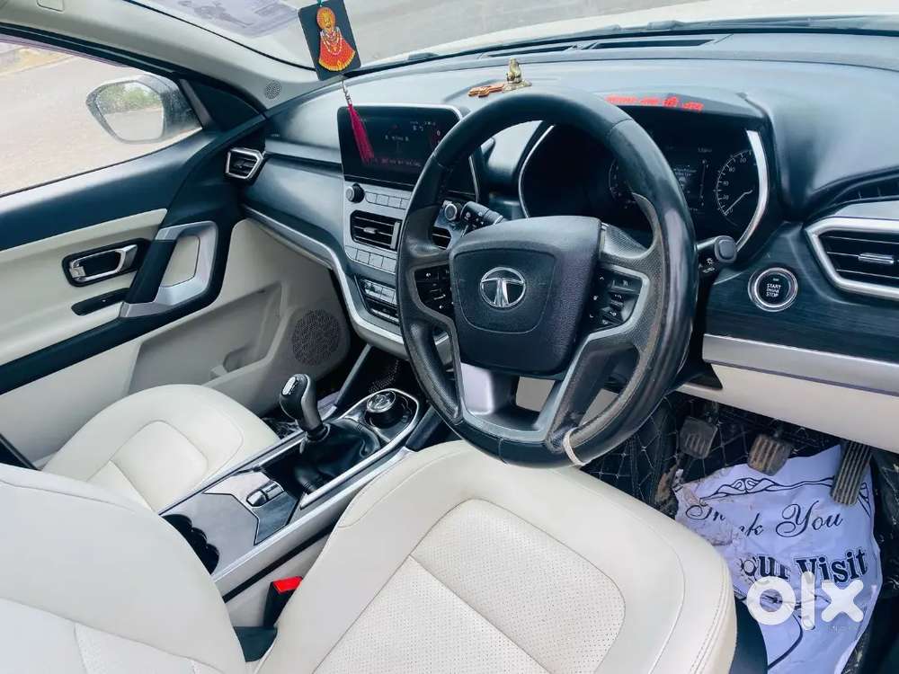 Tata Safari Top Model Xz Plus With Sunroof