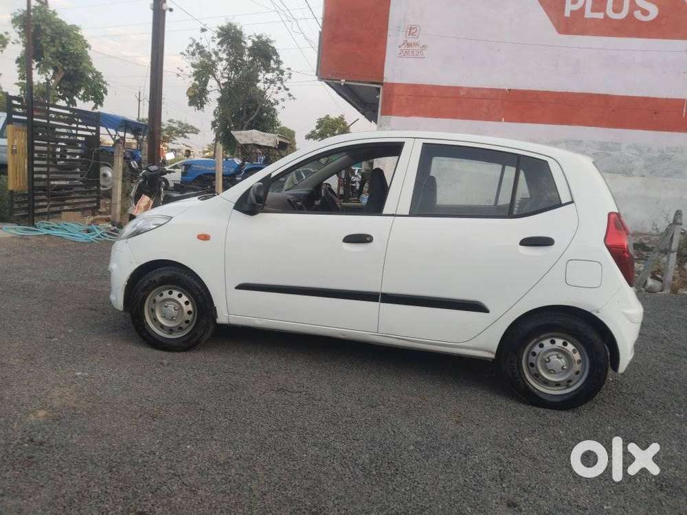 Hyundai I10 Sportz, 2013, Petrol