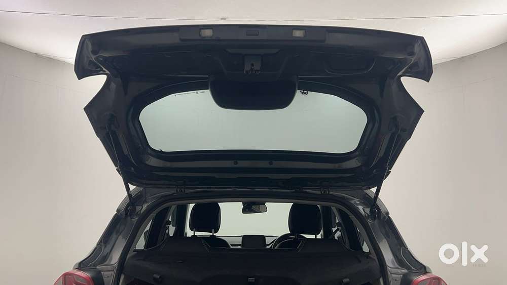 Tata Punch Accomplished Amt Sunroof, 2024, Petrol