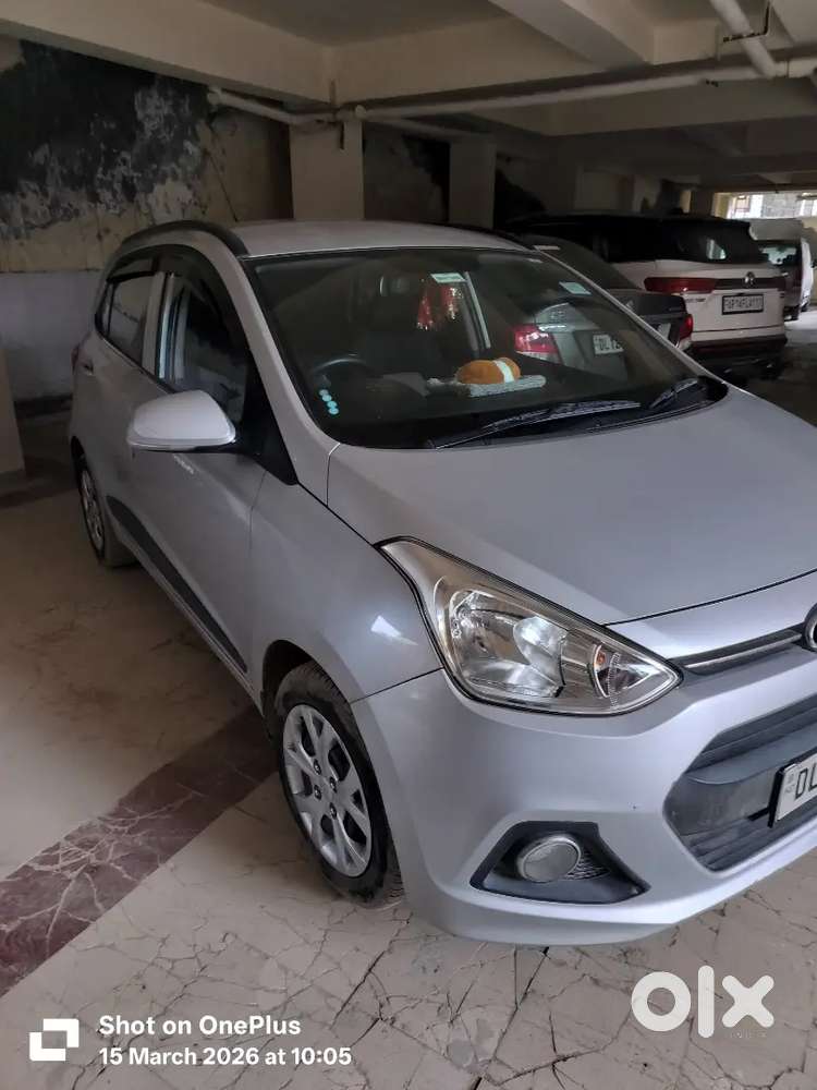 Hyundai Grand I10  2016 Petrol 33000 Km Drive Brand New Condition