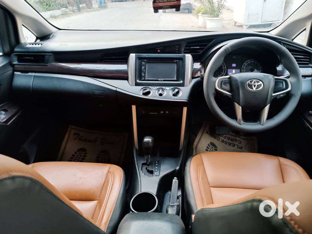 Toyota Innova Crysta 2.8 Gx At, 2017, Diesel
