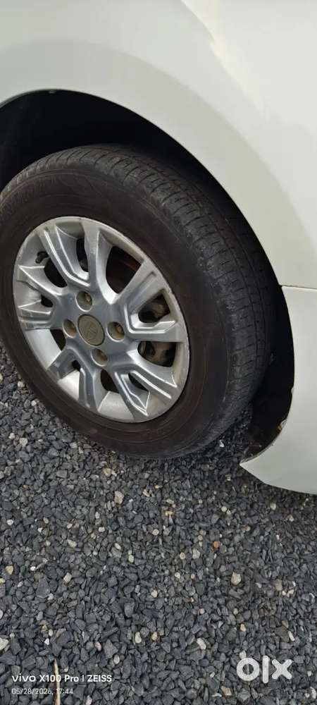 Tata Tiago Revotron 2018