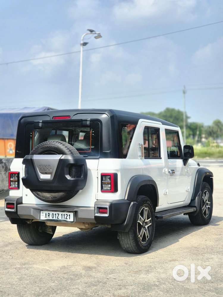 Mahindra Thar Roxx Mx5 Petrol Mt 2wd, 2025, Petrol