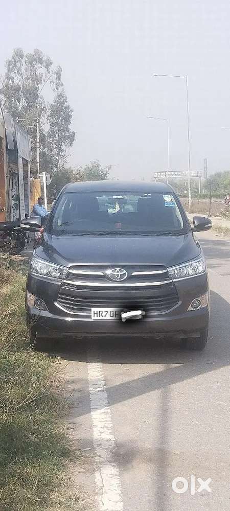 Toyota Innova Crysta Diesel 2017