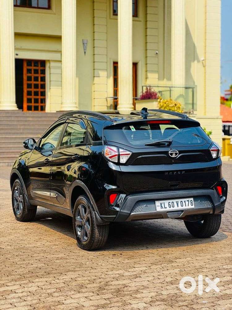 Tata Nexon 1.2 Revotron Xza Plus, 2023, Petrol