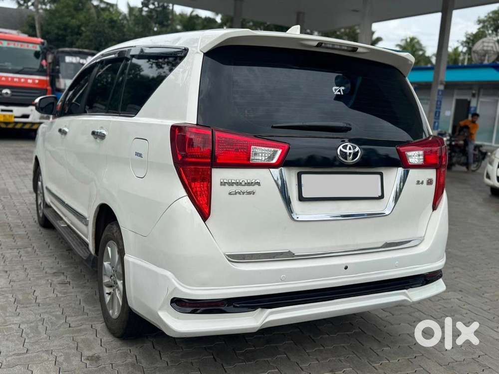 Toyota Innova Crysta 2018