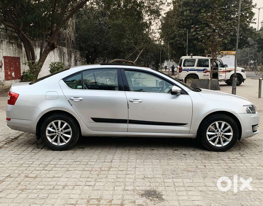 Skoda Octavia Elegance 1.8 Tsi At, 2016, Petrol