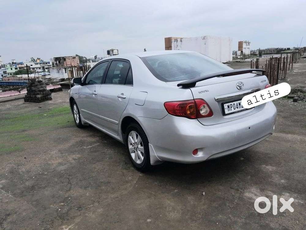 Toyota Corolla Altis 1.8 J, 2011, Petrol