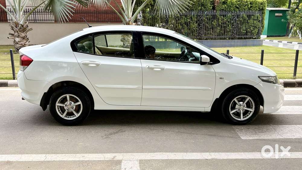 Honda City V Inspire, 2011, Petrol