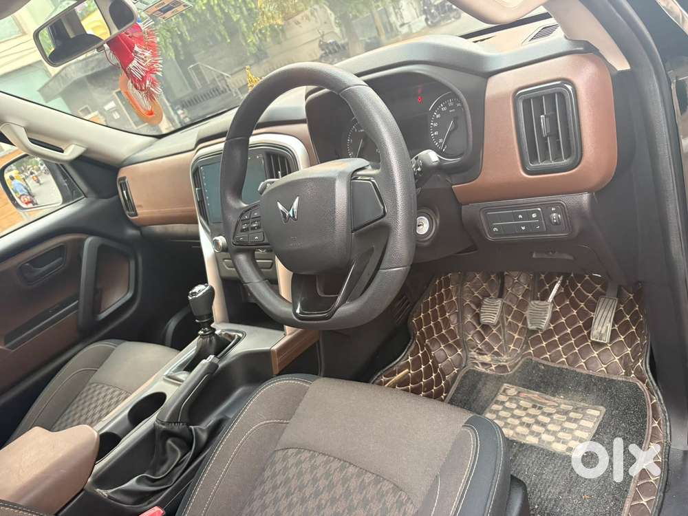Mahindra Scorpio-n 2.0 Z2 Petrol Mt 7 Str, 2023, Petrol