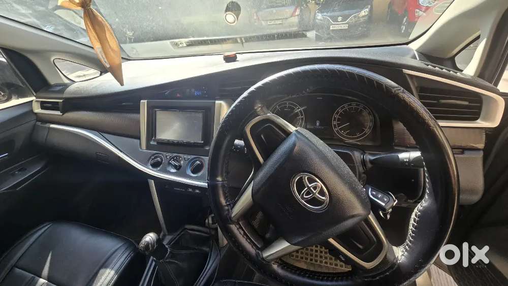 Toyota Innova Crysta 2017 Diesel Well Maintained