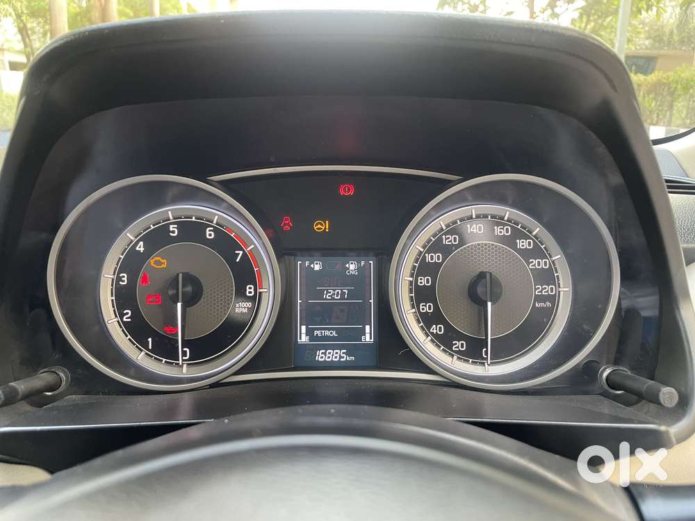 Maruti Suzuki Swift Dzire Vxi Optional, 2022, Cng & Hybrids