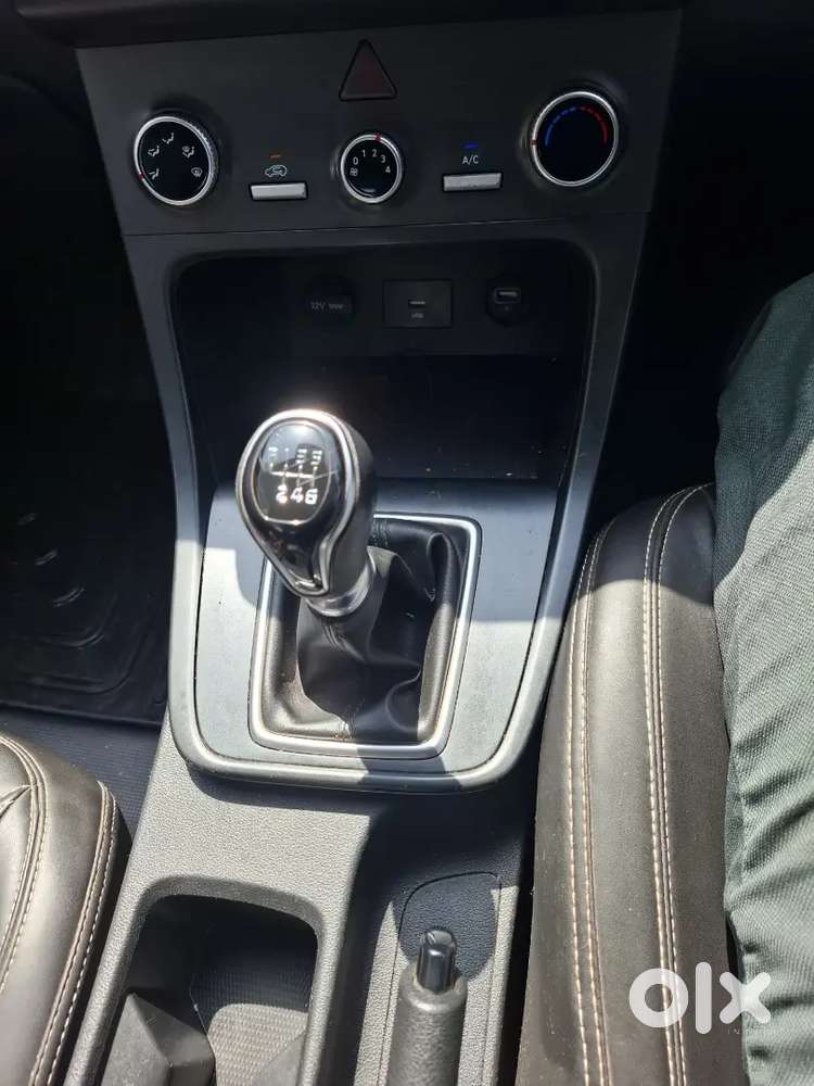 *creta 1.5 Ex Mt * 
  
Registration:1/2022
Manufacturing:11/2021
Km Dr