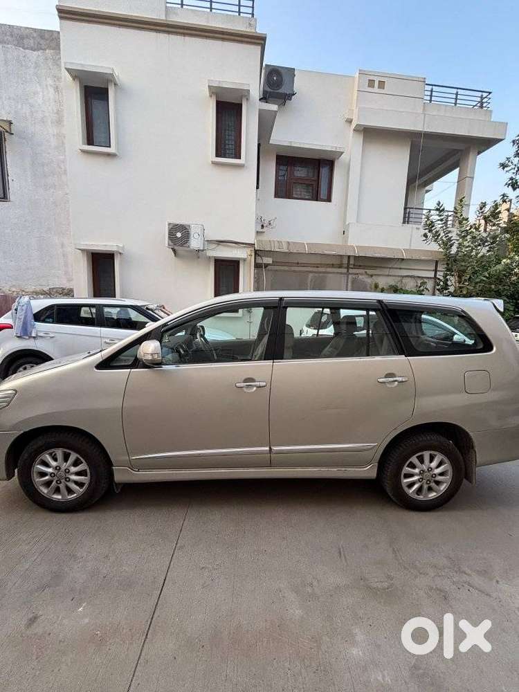 Toyota Innova 2.5 V 7 Str, 2014, Diesel