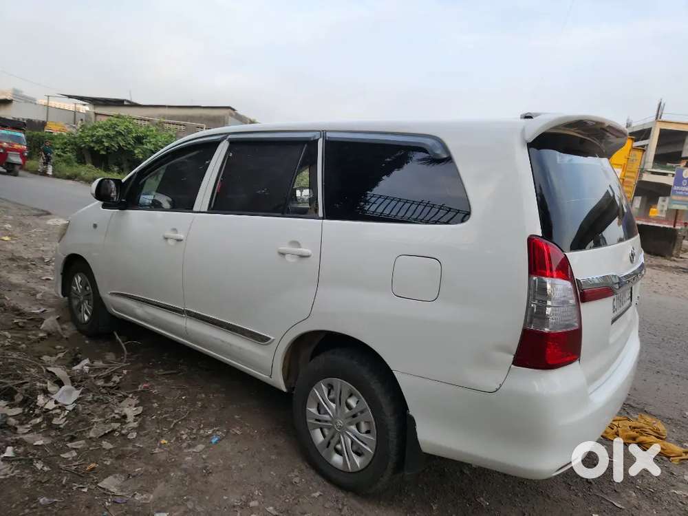Toyota Innova 2016 Diesel Well Maintained