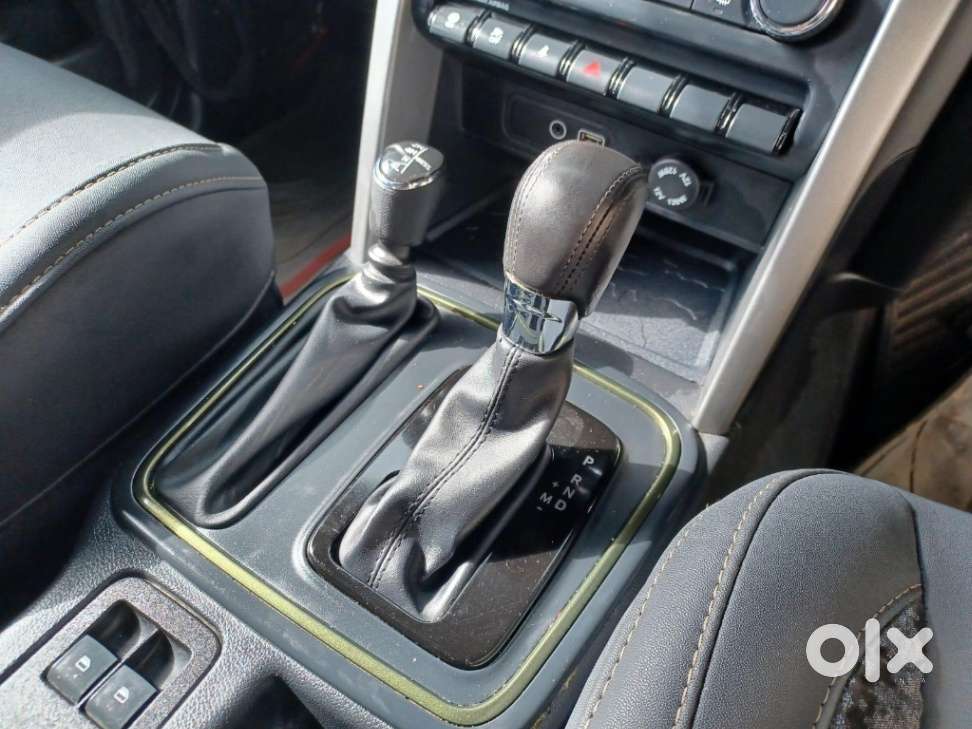 Mahindra Thar Lx P At 4wd 4s Ht, 2022, Petrol