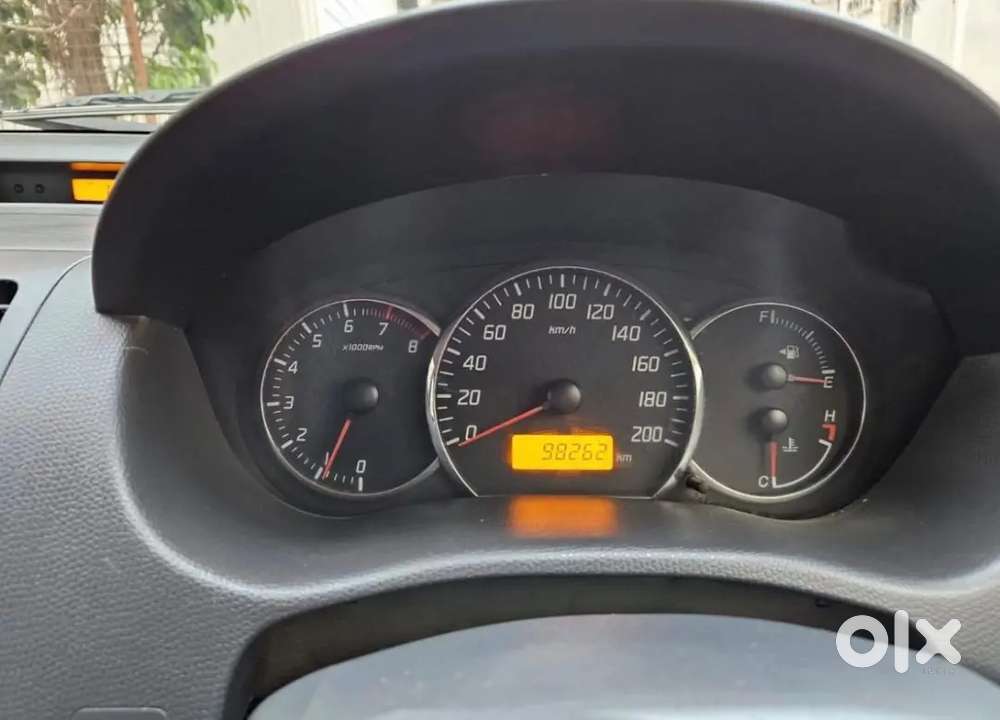 Maruti Suzuki Swift 2010 Diesel 93000 Km Driven