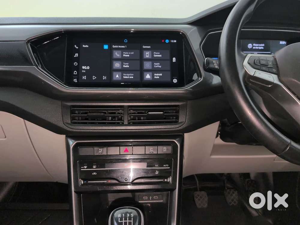 Volkswagen Taigun Topline 1.0 Tsi At (electric Seats), 2022, Petrol