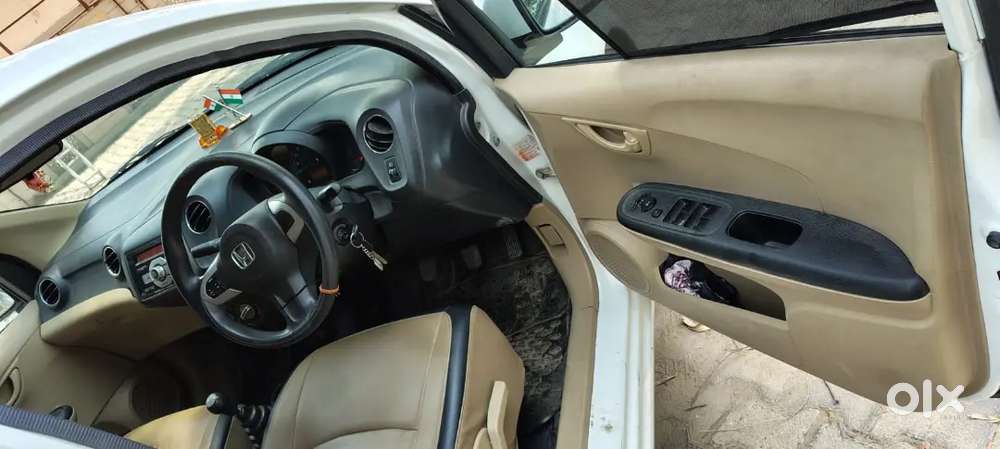 Honda Amaze 2015 I-vtec Cng
