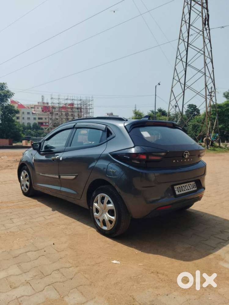 Tata Altroz 1.2 Xm, 2023, Petrol