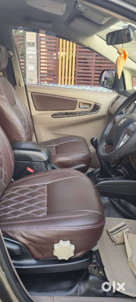 Toyota Innova 2.5 Vx 8 Str, 2015, Diesel